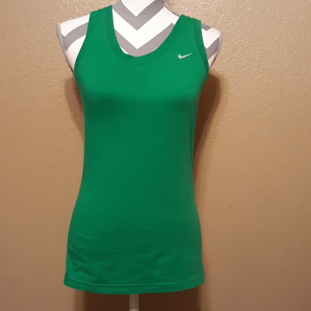 Nike workout top